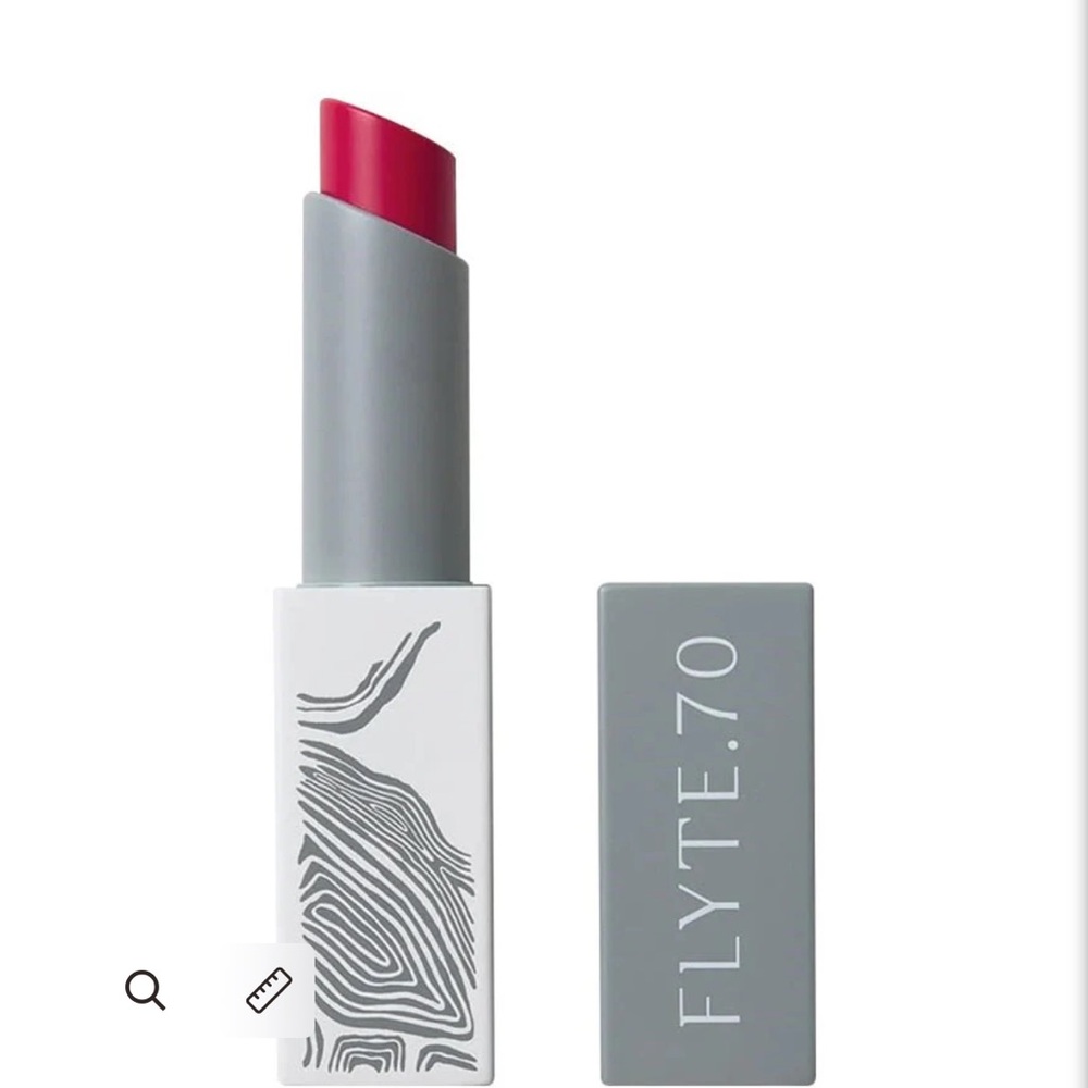 NIB Flyte.70 B+B.LipBlot Sheer Matte - Cherry Pie
